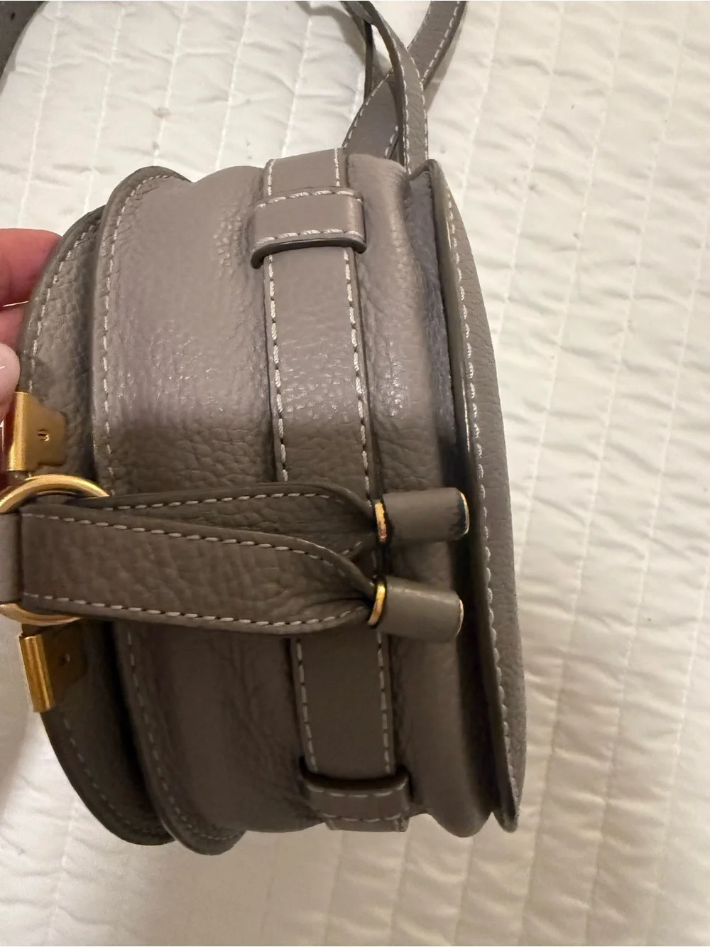 Chloe Grey Pebbled Leather Saddle Crossbody with Gold Hardware
